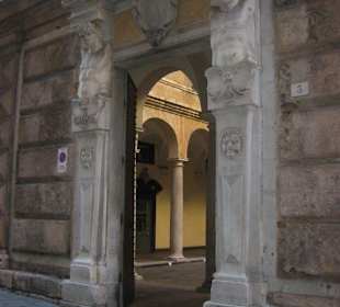 Innenhof Via Garibaldi