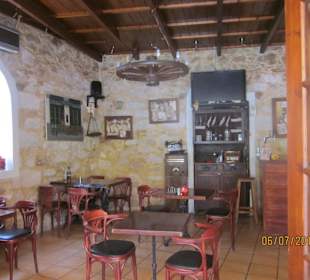 Viele schöne Tavernen