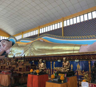 Liegende Buddha Statue 33 mtr. lang