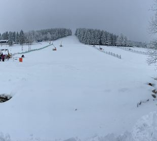 Skihang mit Schlepplift