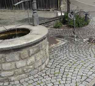 Storchenbrunnen Grünmettstetten