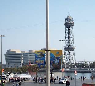 Seilbahn über den Hafen...ein Muss