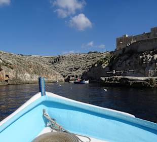 Einfahrt n den Hafen