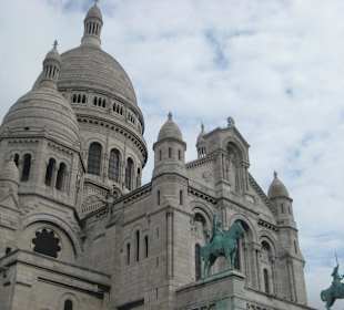 Die Kirche von außen