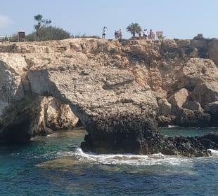 Aphrodite II - love bridge