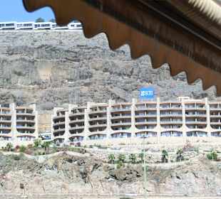 Oberhalb der Bucht gr. Hotelanlage Gloria Palace R