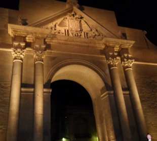 Porta Napoli