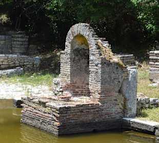 Ruine stand im Wasser