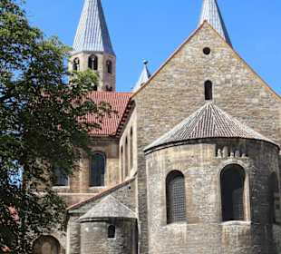 Aussenansicht vom Domplatz