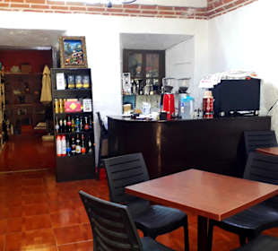 Misti Coffee und Alpaca Shop