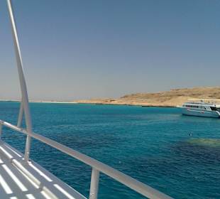 Blick vom Boot auf´s Riff