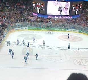Beim Eishockey Eisbären Berlin vs. Kölner Haie