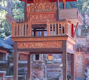 Tempel im heiligen Monkey Forest