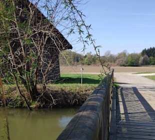 Weg über den Mühlgang