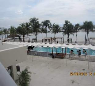 Pool am Mambo Beach