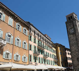 An der Piazza III Novembre in Riva del Garda