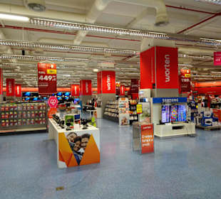 Rundgang durch das Einkaufszentrum Via Catarina