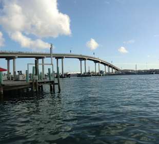 Brücke nach Paradise Island