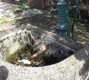 Dorfbrunnen Lonsingen
