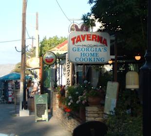 Eingangsschild der Taverne