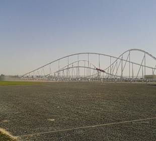 Achterbahn Yas Island Abu Dhabi Ferrari World