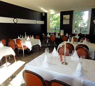 Die Gasträume des Restaurants