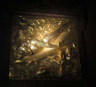 Relief "Der Lichtbringer" von Ludwig Roselius