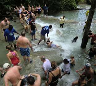 Viele Menschen in der Anlage