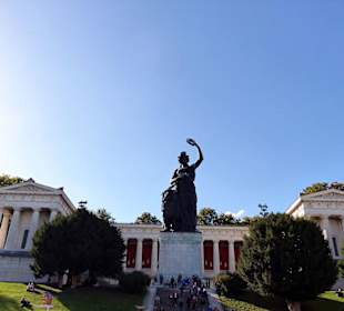 Die Bavaria beim Oktoberfest