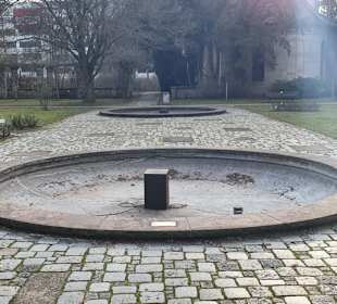 Neben-Brunnenanlage