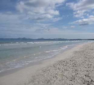 Strand 200m von Hotel entfernt