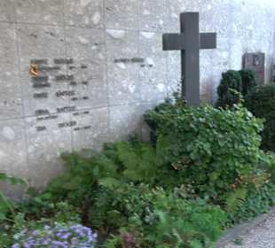 Evangelischer Friedhof „Unter der Burghalde“