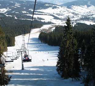 Bild eines Skigebietes in der Nähe von Lemberg.