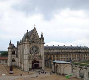 Sainte- Chapelle