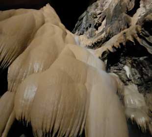 Altinbesik Höhle