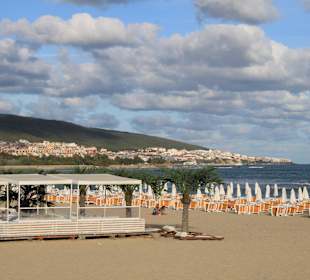 Słoneczny brzeg, centrum