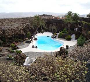 Cesare Manrique fascynujaca budowla