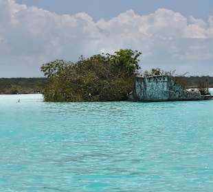 Bacalar Einfahrt in den Piratenkanal