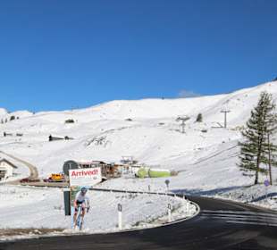 Schnee im Juni am Grödner Joch