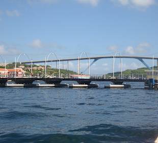 Die "Swinging Old Lady"