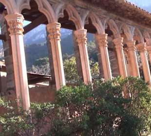 Garten + Kreuzgang hl. Margerite