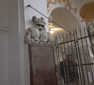 Stift Unserer Lieben Frau zur Alten Kapelle