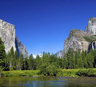Yosemite National Park (17miles)