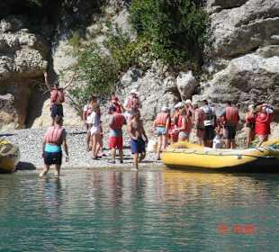 Pause bei unserer Schlauchboot-Tour