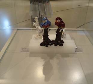 Ulkige gGestalten in Glas