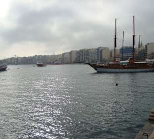 Ablegestelle für Hafenrundfahrt