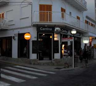 Restaurant Cantina von der Straße aus