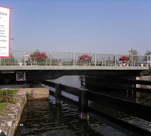Die Drehbrücke als Strasse