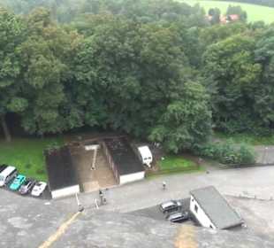 Entlang der Festungsmauer