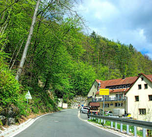 Entlang der romantischen Burgenstraße Fränkischen Schweiz